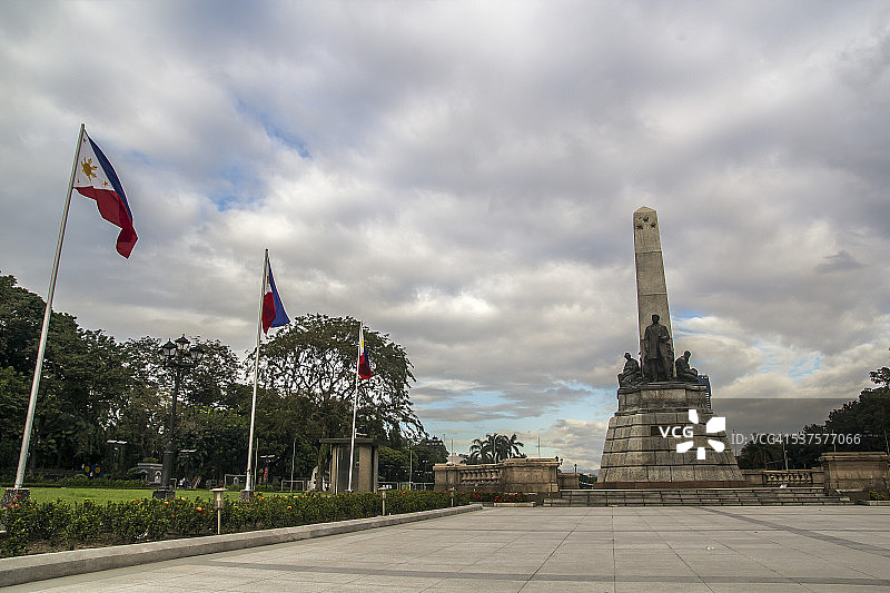 菲律宾马尼拉卢内塔国家公园的黎刹纪念碑（黎刹公园）图片素材