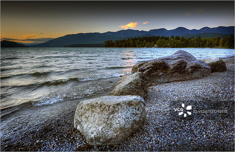 蒙大拿州白鱼湖，美国图片素材