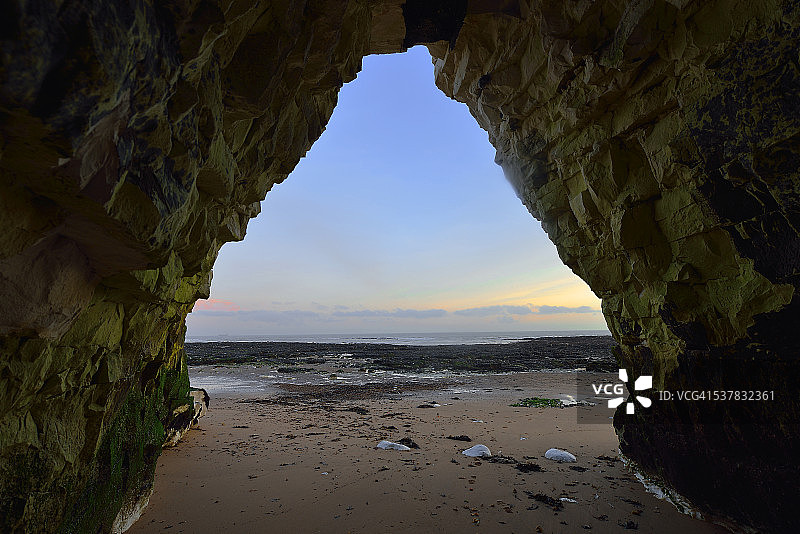 而我只是穴居人 (2)图片素材