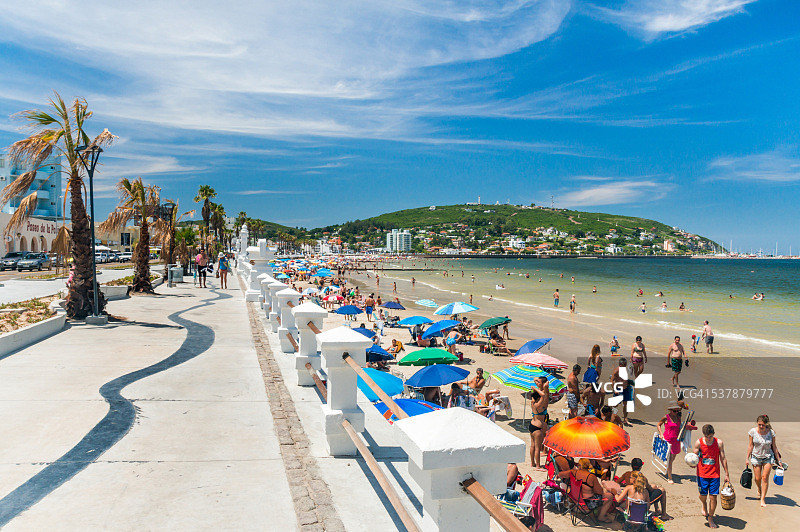 皮里亚波利斯木板路和海滩景观图片素材