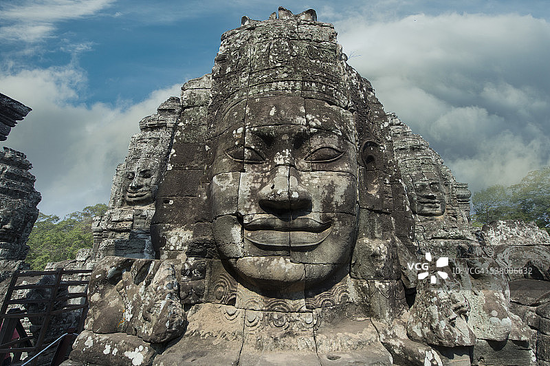 巴戎寺佛像面部雕刻图片素材