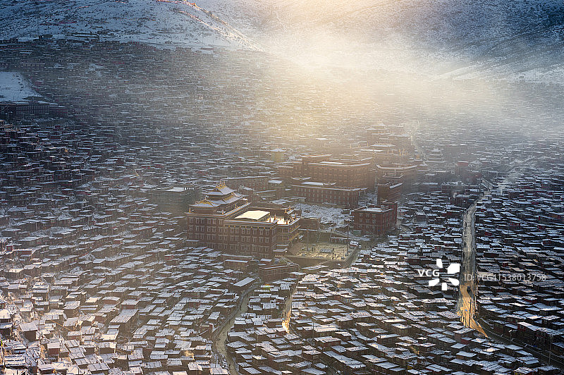 喇荣寺五明佛学院图片素材