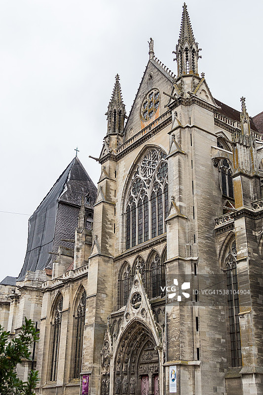 默城圣艾蒂安大教堂的历史外观图片素材