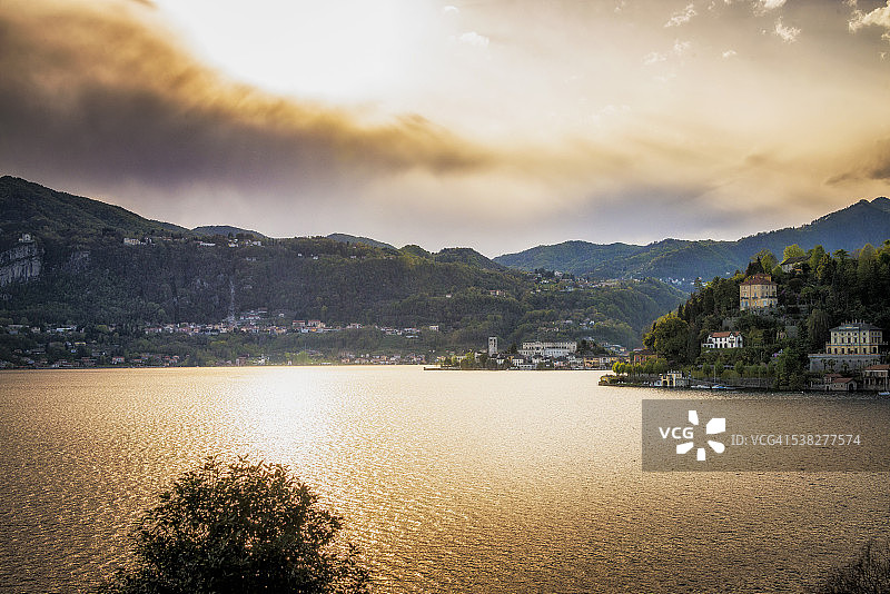 意大利奥尔塔湖日落图片素材