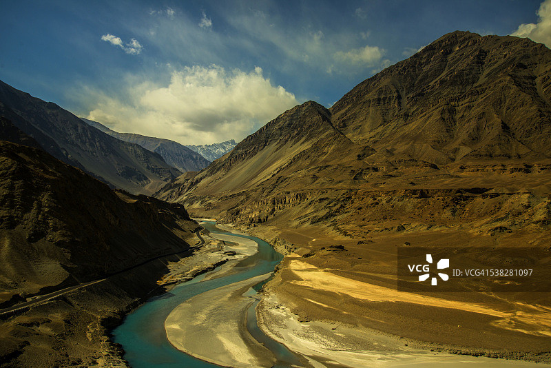 极限河流探险图片素材