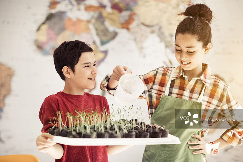 我们的花园正在成长图片素材