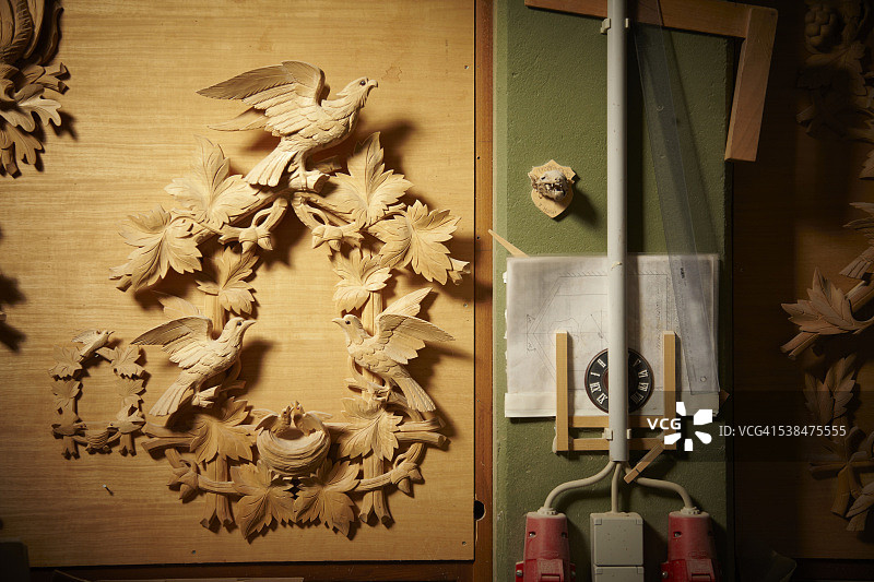 德国特里贝格传统布谷鸟钟图片素材