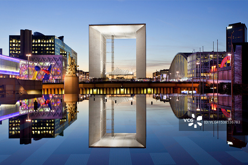 巴黎拉德芳斯金融区图片素材