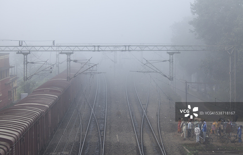 印度铁路冬季景色俯视图图片素材