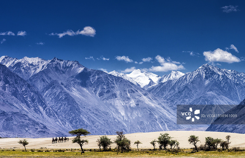 高与低图片素材