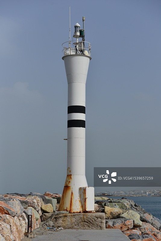 黑色条纹灯塔图片素材