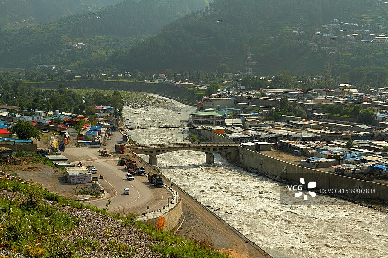 巴拉科特地震后图片素材