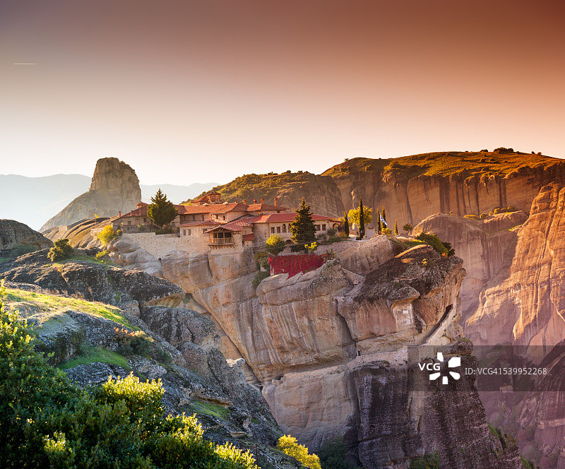 希腊卡兰巴卡修道院图片素材