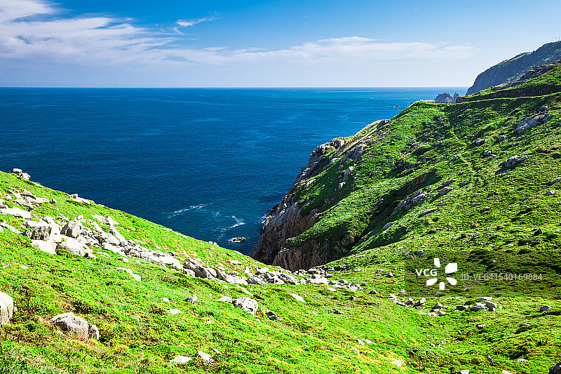中国马祖东引岛悬崖上的海景图片素材