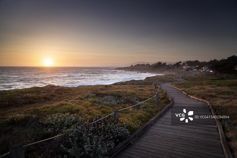 坎布里亚木板路图片素材