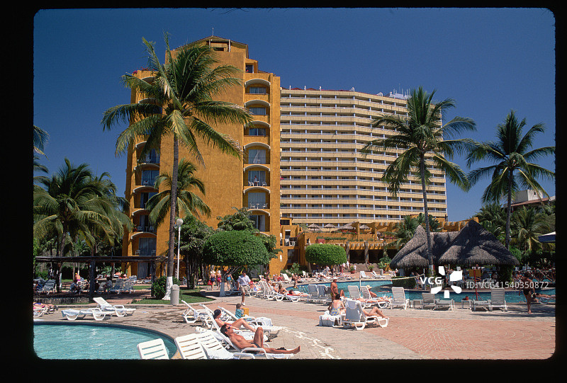 假日酒店池畔图片素材