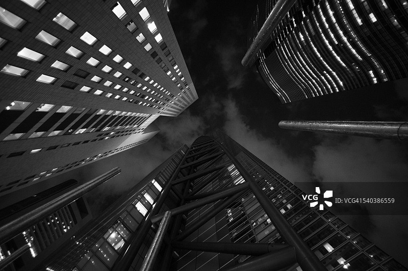 夜间摩天大楼图片素材