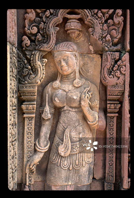 柬埔寨女王宫中央圣殿的浮雕图片素材