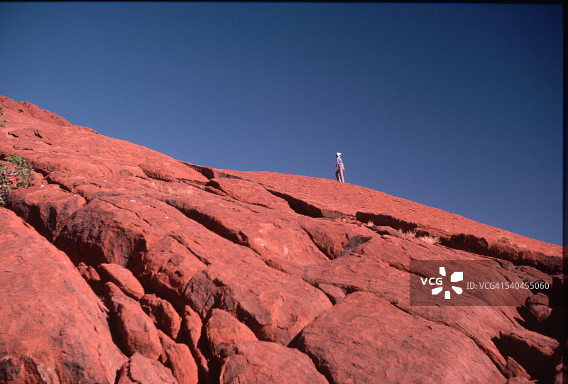 艾尔斯岩的红色悬崖图片素材
