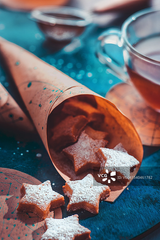 瞻星鱼的午夜小吃图片素材