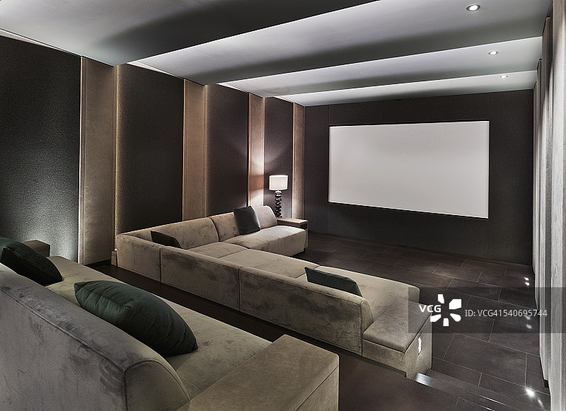 豪宅中的家庭影院图片素材