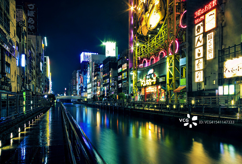 大阪雨夜图片素材