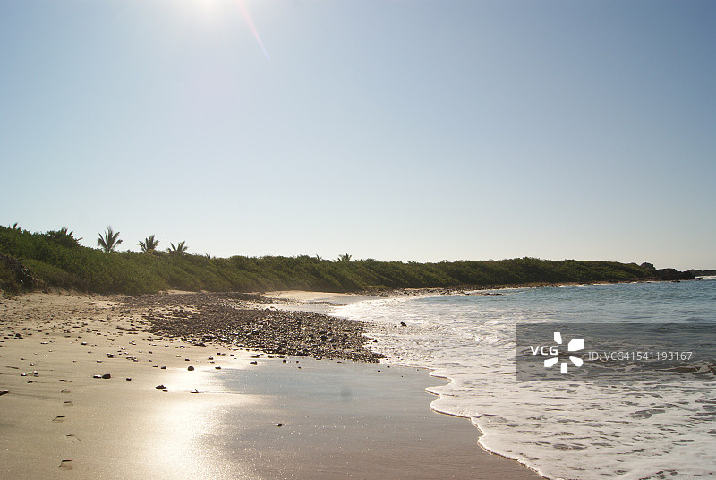 孤独的海滩图片素材