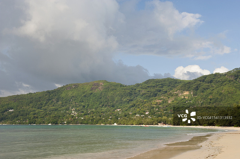 塞舌尔马埃岛博瓦隆湾贝尔欧布莱海滩，印度洋图片素材