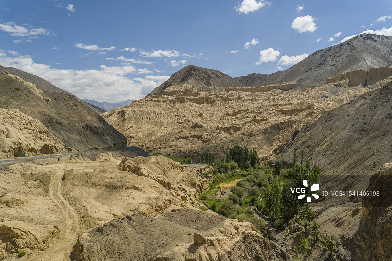 拉玛玉鲁之路图片素材