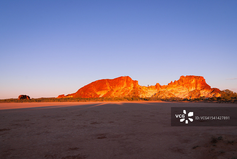 澳大利亚内陆美丽的彩虹谷日落图片素材