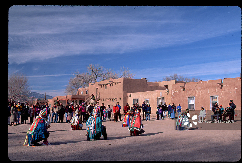 圣伊尔德丰索普韦布洛的马塔钦斯舞蹈图片素材