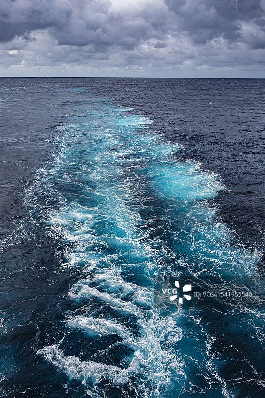 巡游太平洋图片素材