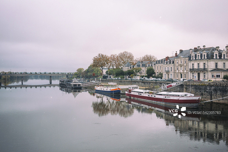 清晨的宁静图片素材