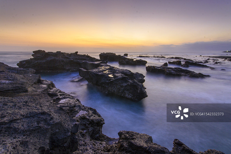 平静的潮汐图片素材