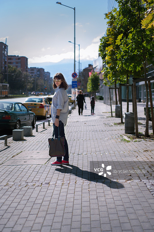 保加利亚索菲亚的城市女性图片素材