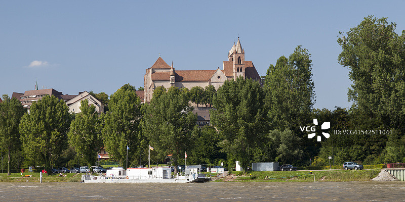 德国巴登-符腾堡州布赖萨赫上莱茵河大教堂景观图片素材