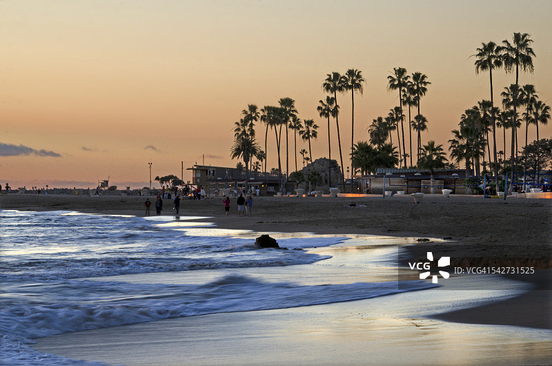 科罗纳德尔玛的岩石海滩海岸线图片素材