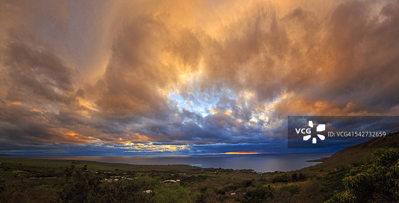 凯阿拉凯夸海湾日落全景图片素材