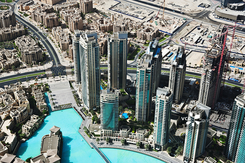 迪拜哈利法塔喷泉鸟瞰图片素材