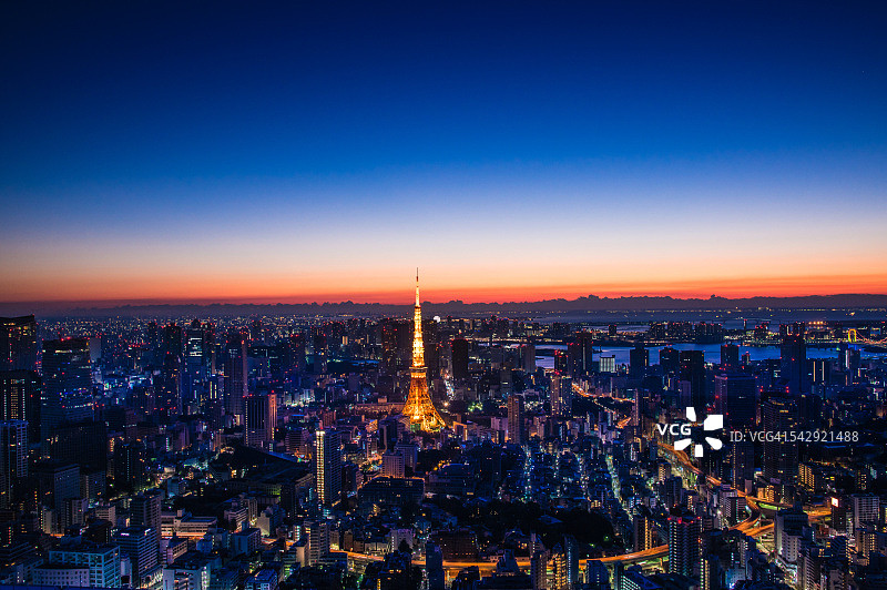 东京破晓图片素材