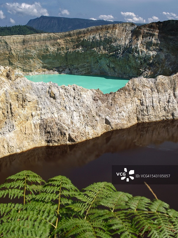 弗洛勒斯岛的克里穆图火山图片素材