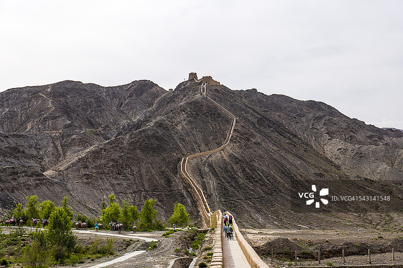 嘉峪关悬臂长城，中国图片素材