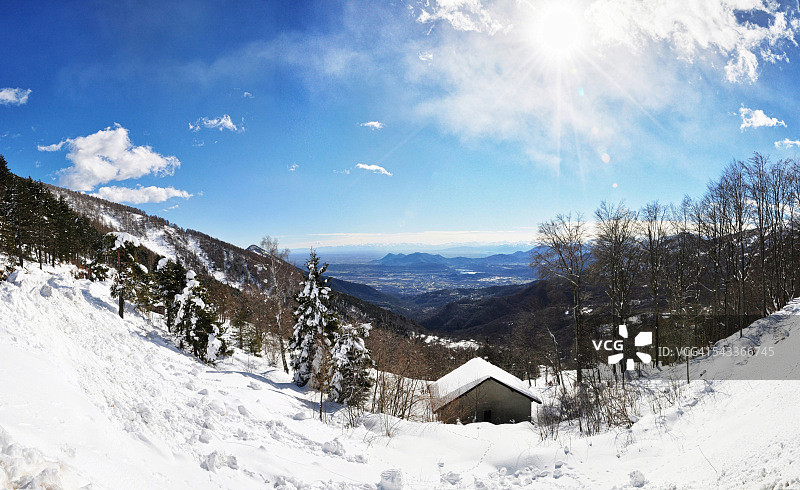 从利斯山丘观看阿维利亚纳图片素材