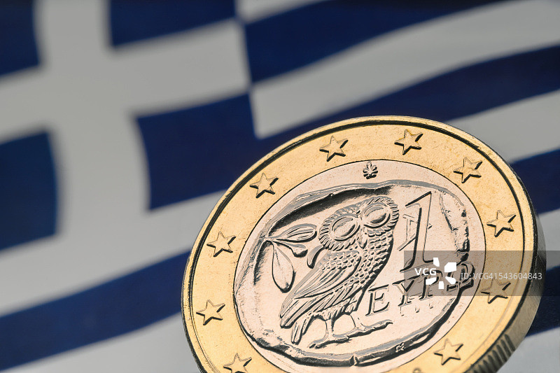 希腊欧元硬币和国旗图片素材