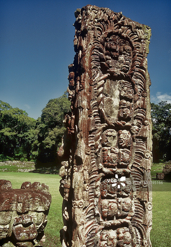 玛雅石碑图片素材