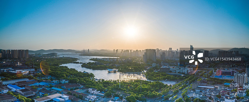 江苏无锡：子 ইং电东湖黄昏景色，金城湾公园夜景免费开放图片素材