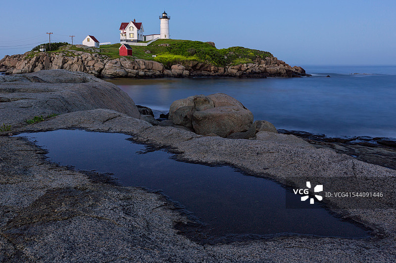 内迪克岬灯塔，位于缅因州约克，东海岸大西洋沿岸图片素材