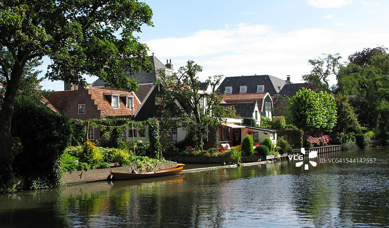 荷兰村庄的传统荷兰房屋图片素材