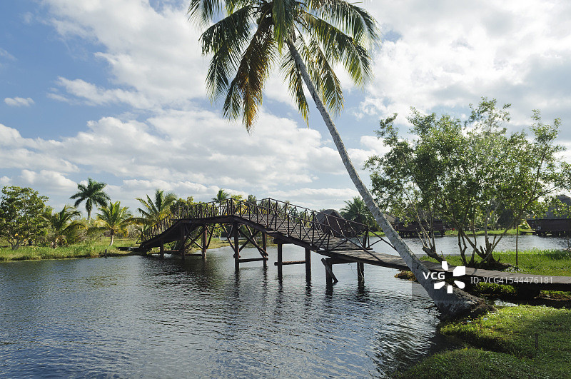 瓜马拉古纳德尔特索罗的悬索桥图片素材