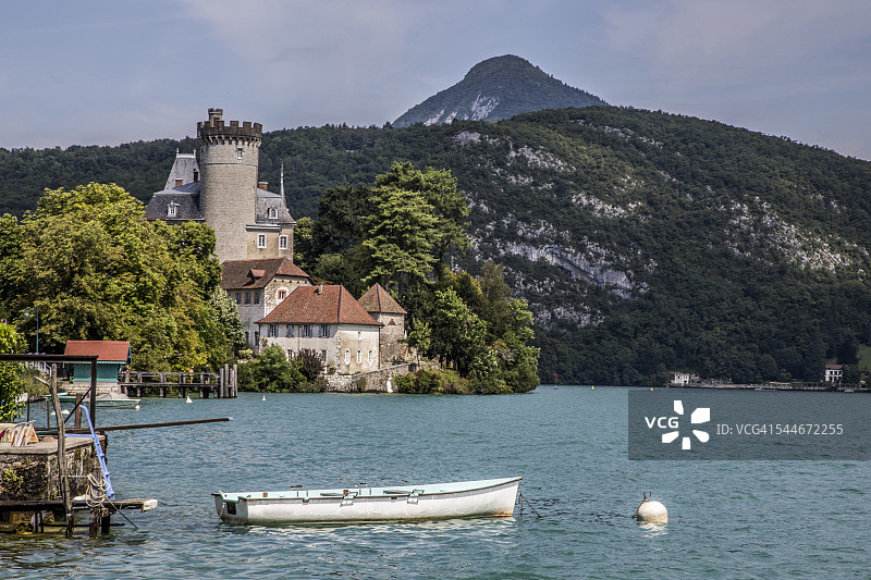 安纳西湖和船图片素材